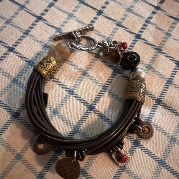 Silpada SS & Leather Necklace ,Bracelet, earrings set - Picture 8 of 8